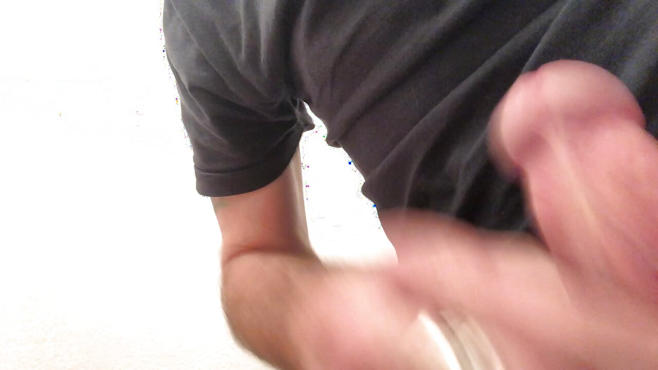 I jerked off and spat fat in the toilet of a friend who is talking with her girlfriend... The 2 excite me gravely!!