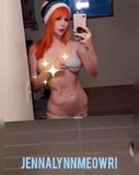 Pantat dan payudara besar saya dalam bikini kecil saya snapshot 2