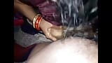 Индийская дези бхабхи делает минет и показывает ее большие сиськи snapshot 12