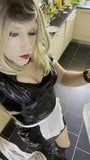 Französische Soubrette, blonde, sexy, heiße Transe Jenyfertrans snapshot 1