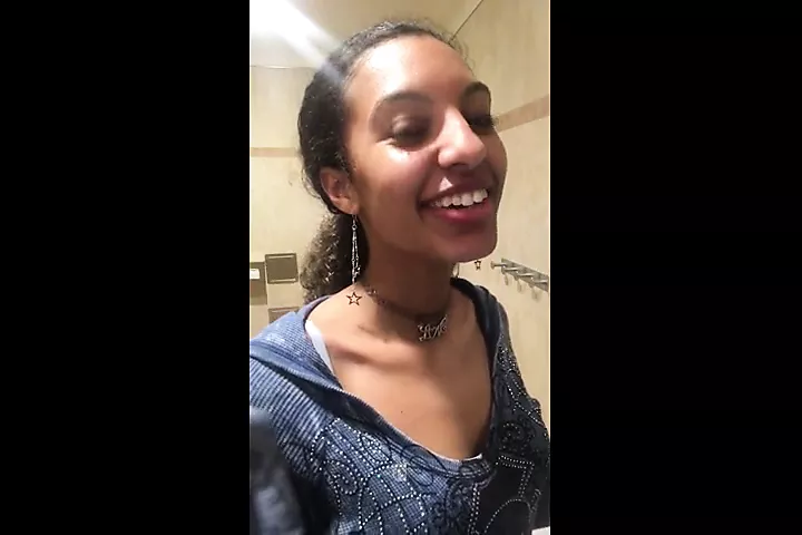 silly ethiopian exposing herself