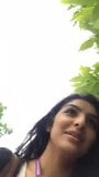 Sexy Pakistanerin geht & spricht. Periscope-Streaming snapshot 1
