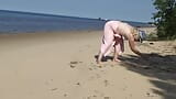 Bekannte eine MILF am strand snapshot 1