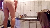 Doccia nella vasca da bagno snapshot 4