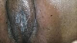 Amateur zwarte bbw met grote kont wordt diep en hard anaal genomen van grote zwarte lul totdat ze over zijn harde pik spuit en creamt snapshot 19