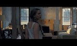 Обнаженные сиськи и жопа Jennifer Lawrence в просвечивающейся ночной рубашке snapshot 2