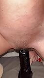 Hete vrouw met grote zwarte lul dildo snapshot 9