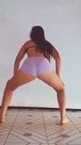 MORENA DANCANDO DE SHORTINHO snapshot 2