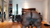 Ssbbw masif ganimet clapping snapshot 13