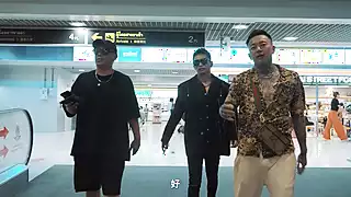 小葛格東遊記S3 前導片去泰國必須要知道的事情｜慘遭胸部洗臉｜ | xHamster