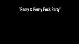 Hadapi rubah sialan penny pax & remy lacroix lick butthole! snapshot 1