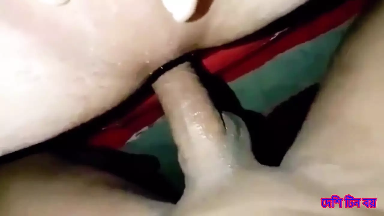 Bangla deshi twink boysex, 콘돔 없는 십대 소년 엉덩이에 거의 섹스하지 않는 큰 자지, 인도 게이섹스 사정