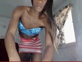 Colombian tranny with huge dick on webcam snapshot 5