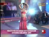 Turkish babe Reyhan bellydance snapshot 5