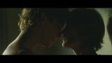 Adorables Naomi Watts y Robin Wright, escenas calientes snapshot 12