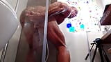 Harige bodybuilder voelt graag de pik in de kont als hij onder de douche is snapshot 6