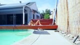 黑发少女模特在泳池里玩女同性爱 snapshot 14
