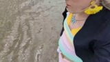 Mevrouw Samantha gaat een strandwandeling maken snapshot 19