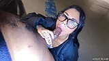 도시에서 온 예쁜 아랍 소녀가 아이폰 13을 위해 흑인 남자에게 엉덩이에 공개적으로 따먹히다!! snapshot 8