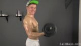 Casting -muscle flex - masturbándose - larry mccormick snapshot 1