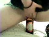 Follando una botella para mi policía snapshot 10