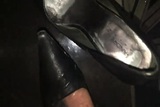 Humping Andrea Leather Pumps snapshot 9