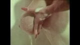 Vintage big-boobed Laura Sands, powiększony do 4k snapshot 3