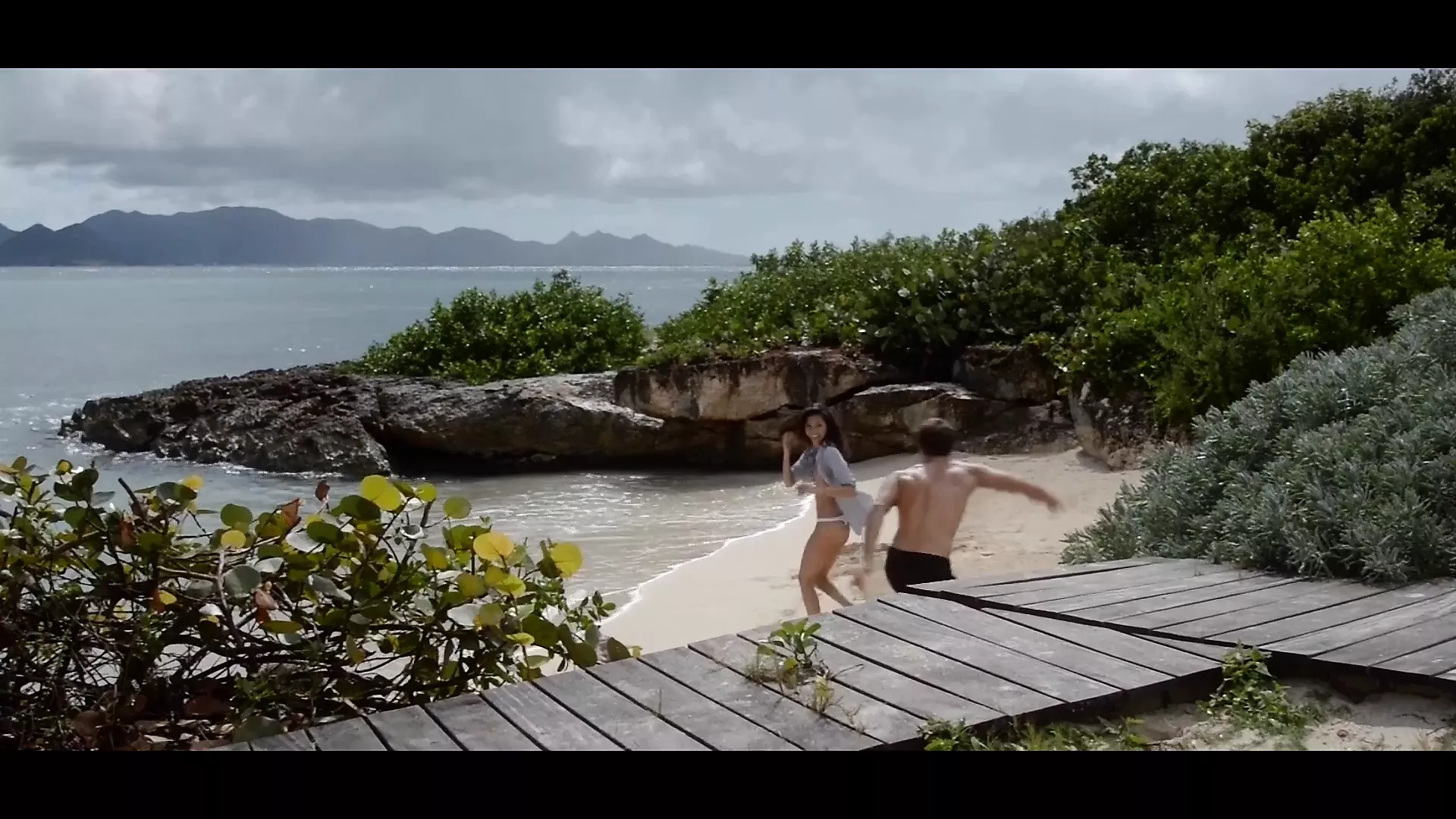 Beach sex with indonesian pornstar mizzlamour | xHamster