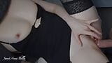 Eine heiße sexy MILF mit perfekten Titten wird gefickt und mag es, er ejakuliert auf ihre fleischige Muschi snapshot 8