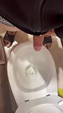 Aku kencing di WC snapshot 2