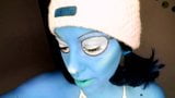 Кто знал, что у smurfette огромные сиськи, и им нравилось сосать их? snapshot 9