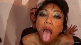 Asiatische vollbusige Manga-Schlampe in Orgien und Cumshots snapshot 16