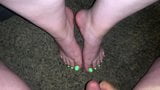 I cum so hard on her sexy feet (Cum on feet) snapshot 3