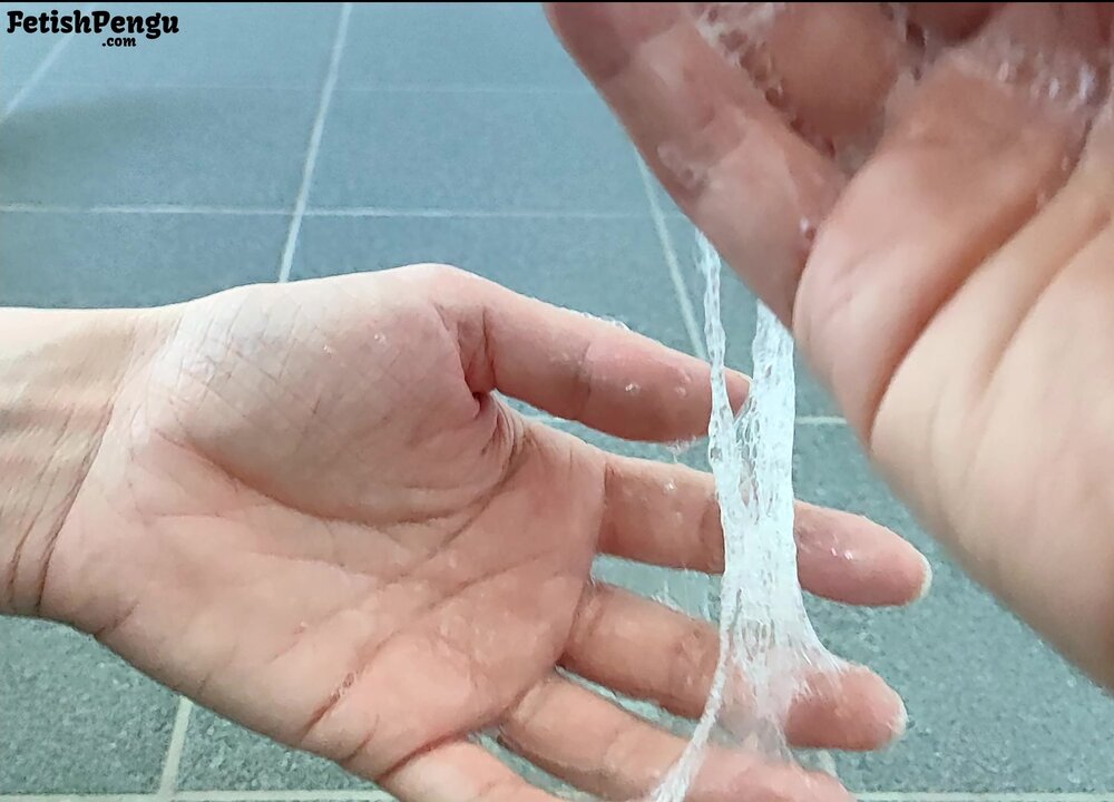 Spit play with fingers (TRAILER)