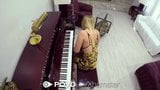Povd rubia estudiante de piano seducida por profesor snapshot 3