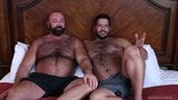 Bearback - ursos grossos e peludos, Brad Kalvo &amp; Lanz Adams snapshot 4