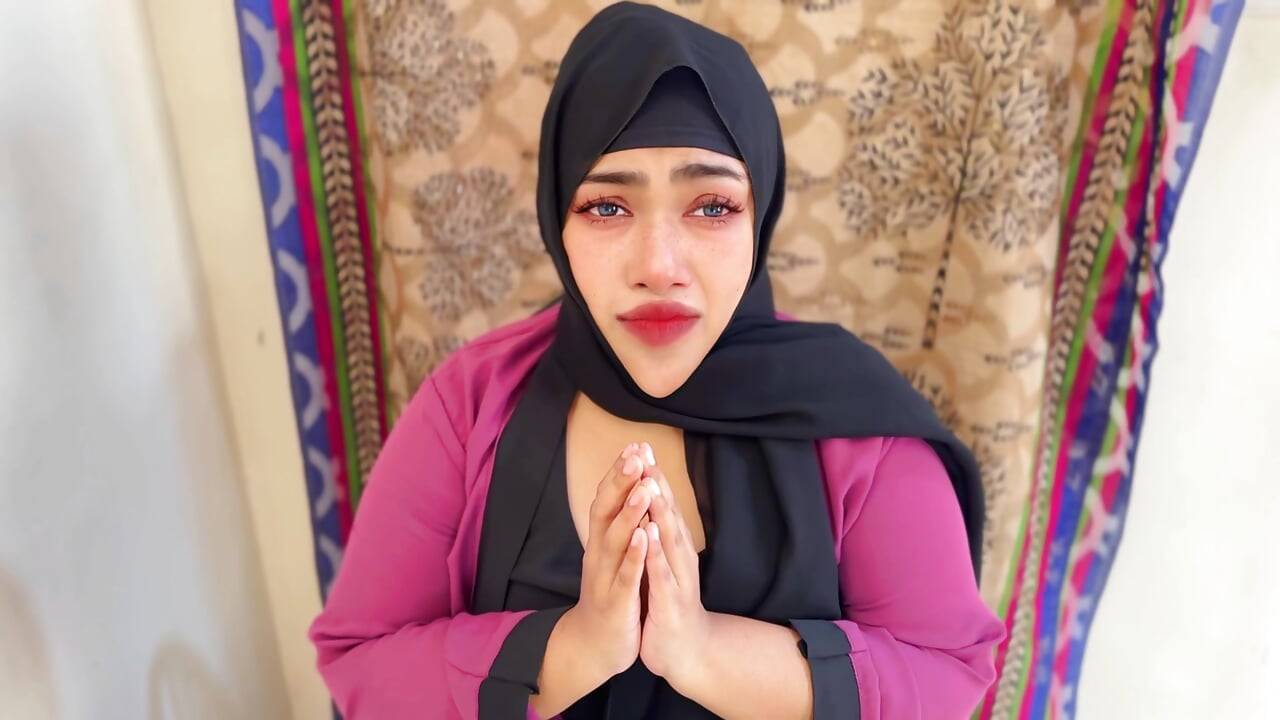 Sexy Muslim Beautiful Arabian MILF Aunty Is desperate for hardcore sex - Huge Fuck & Multiple Cum and Destroyed Her Sexy Figure