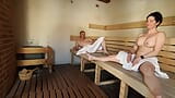 Wirklich riskant und schnell ficken in einer öffentlichen sauna, squirting in den mund von dada deville snapshot 3