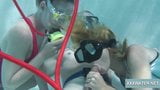 Underwater blowjob goes two way snapshot 9