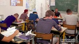 Doryann Marguet, Ryan Marchal, Fabien Cortes Schlampen in der Schule snapshot 7