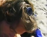 La splendida ragazza tedesca con i capelli scuri ama scopare in spiaggia snapshot 7