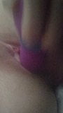 Masturbation mit Lila Vibrator snapshot 3