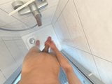 Masturbation sous la douche en solo + éjaculation snapshot 16