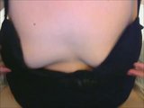 Sissy Samantha wrijft over haar tieten en clitty snapshot 1