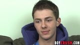 Twink mit gepiercten Nippeln, Keith Conner masturbiert solo snapshot 4