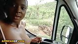 Mijn schattige zwarte vriendin krijgt honger naar mijn sperma op Afrikaanse wildsafari snapshot 2