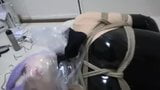 Látex kigurumi bondage e respiração snapshot 6