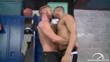 Sexo gay: rikk york e christopher daniels (camisinha grossa) snapshot 2