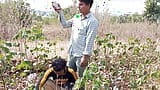 Trio indien gay - une histoire unique d’un garçon et d’un inconnu qui a pris son vélo pour aller à l’université - sexe en voiture - voix hindi snapshot 10