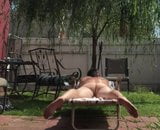 Sonnenbaden in Nacktheit snapshot 3